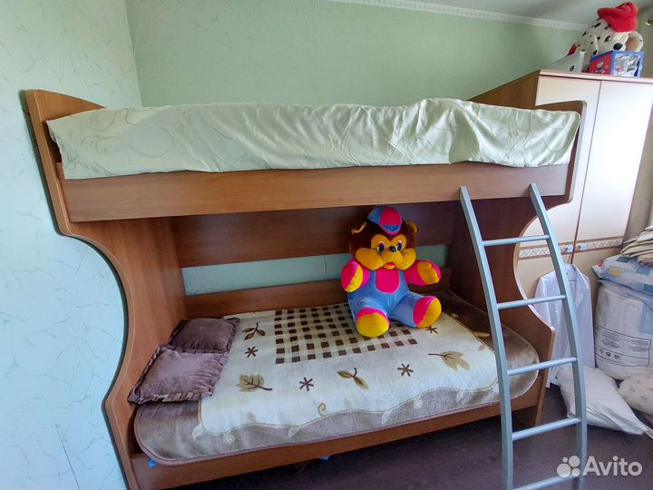 Двухъярусная кровать для детей