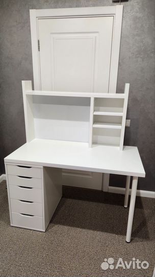 Письменный стол IKEA