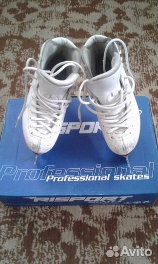 Коньки фигурные