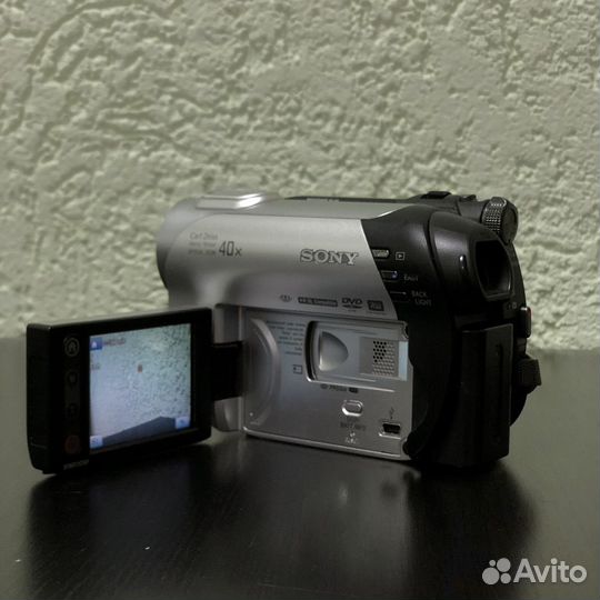 Видеокамера Sony Handycam