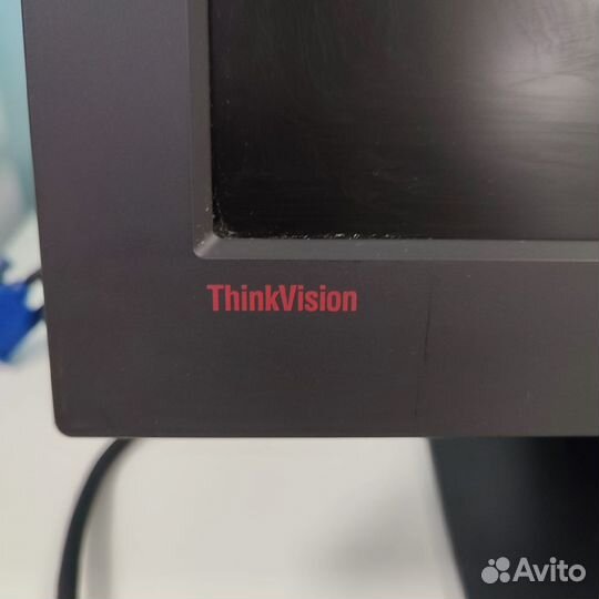 Монитор ThinkVision IBM 17
