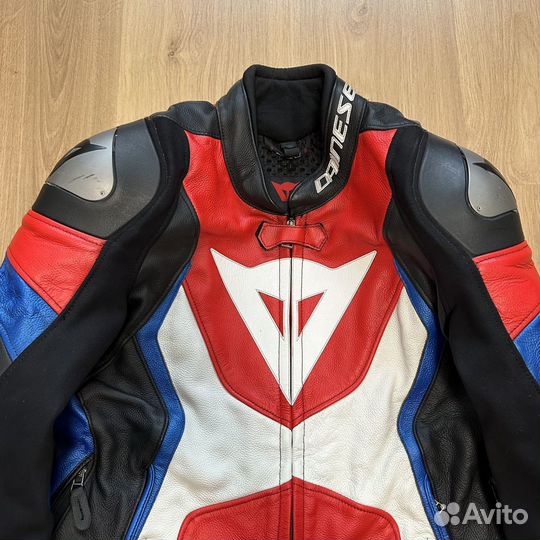 Мотокуртка кожаная Dainese Avro 4, размер 42-44