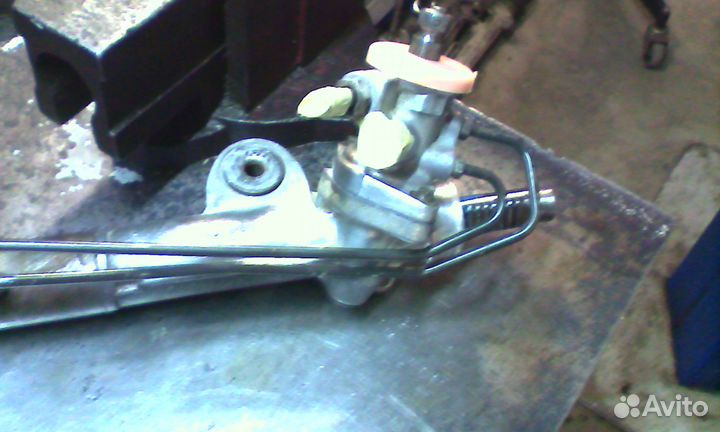 Nissan (N16E) almera Рулевая рейка