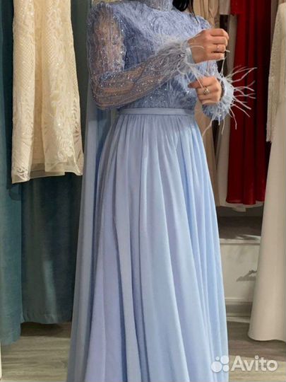 Вечернее платье