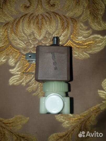 Трехходовой клапан для кофемашины delonghi