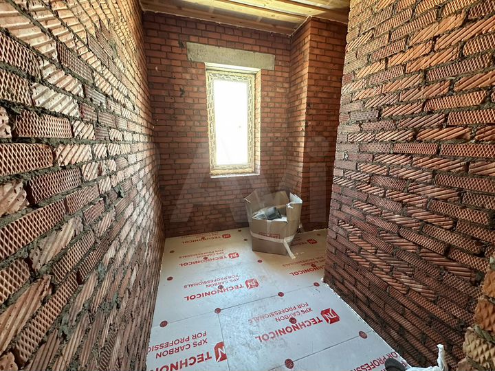 Дом 105 м² на участке 6 сот.