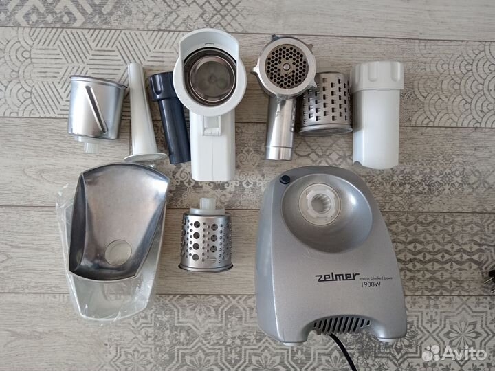 Мясорубка электрическая