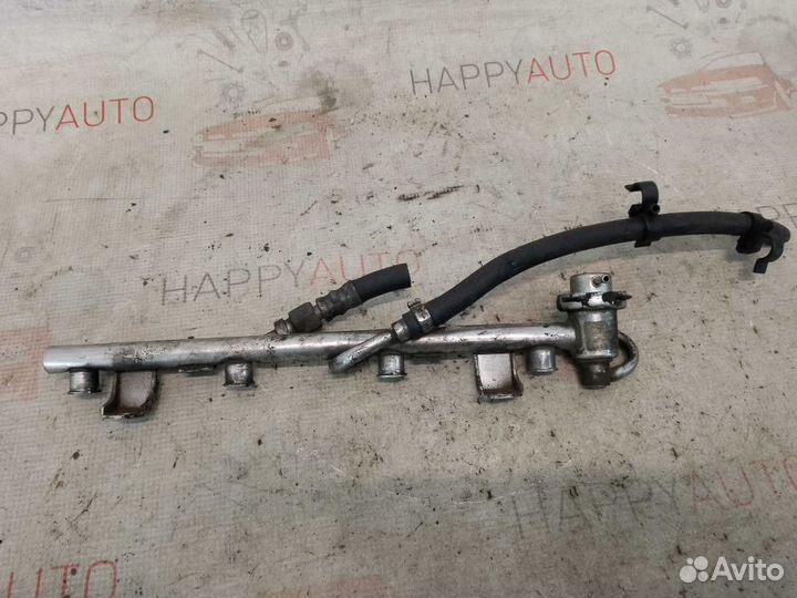 Топливная рампа рейка VW Audi Skoda