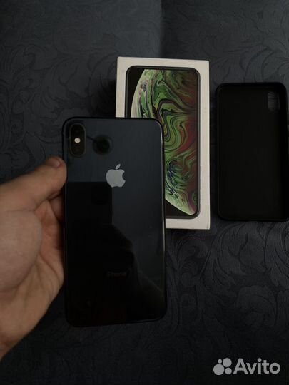 iPhone Xs Max, 64 ГБ