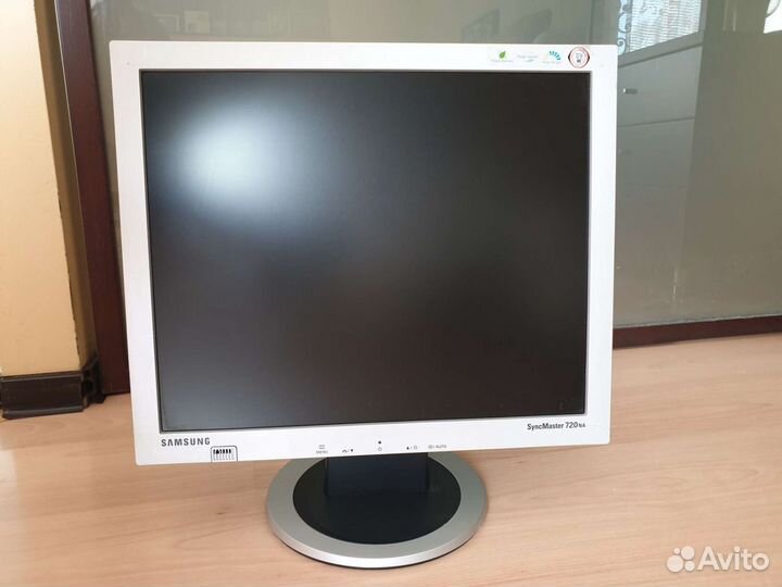 Монитор Samsung, Benq