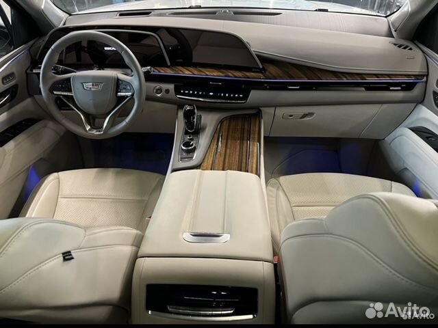 Оклейка салона cadillac escalade защитной плёнкой