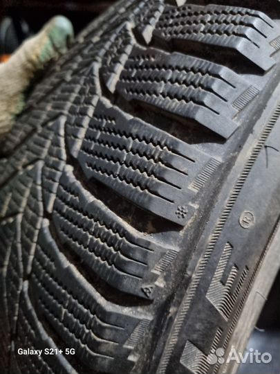 Triangle PL01 235/45 R18 98R
