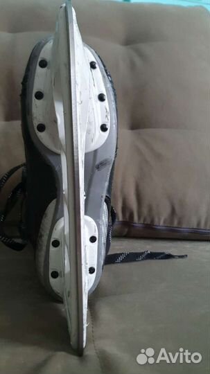 Хоккейные коньки bauer