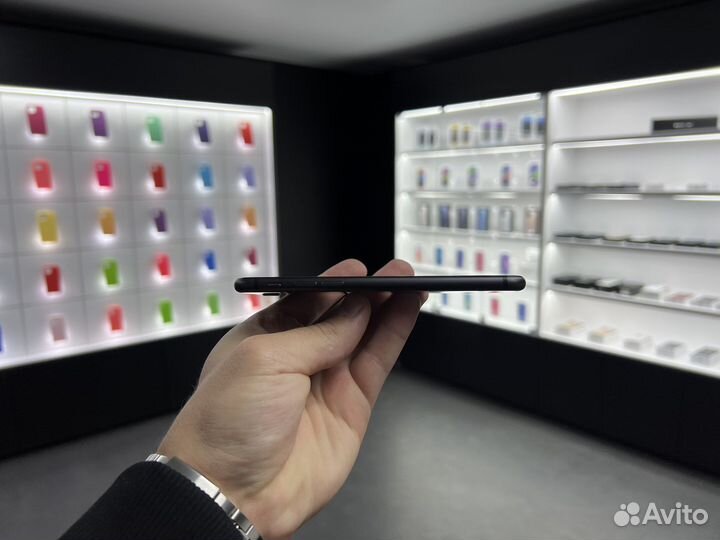 iPhone 8, 256 ГБ