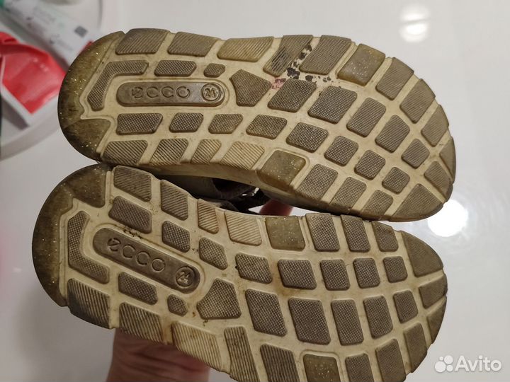 Сандалии для девочки 24 размер ecco