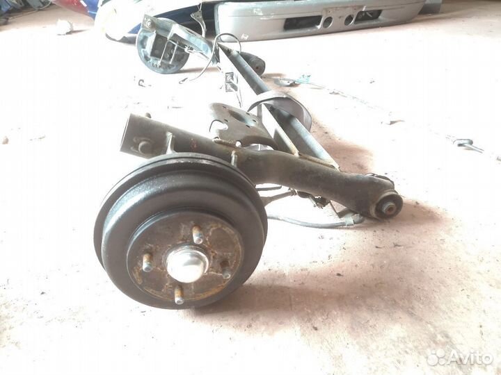 Балка подвески suzuki swift 2010 г