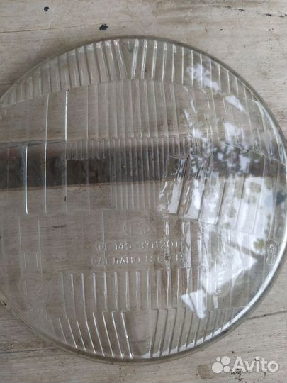 Стекла на фары