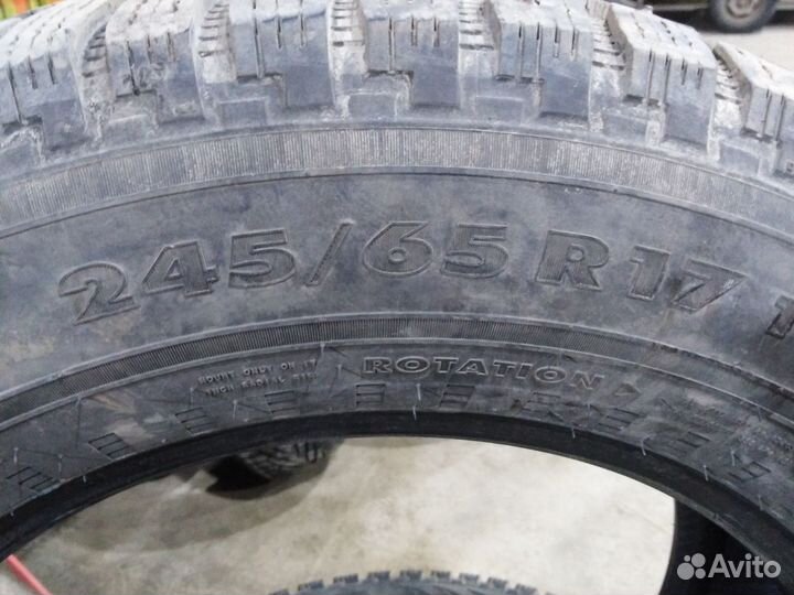 Nokian Tyres Hakkapeliitta 5 245/65 R17