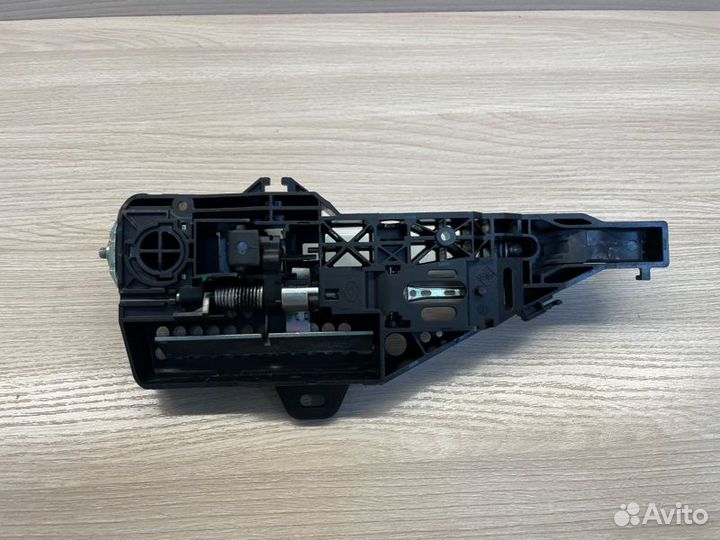 Ручка двери внешняя передняя левая LADA X-Ray