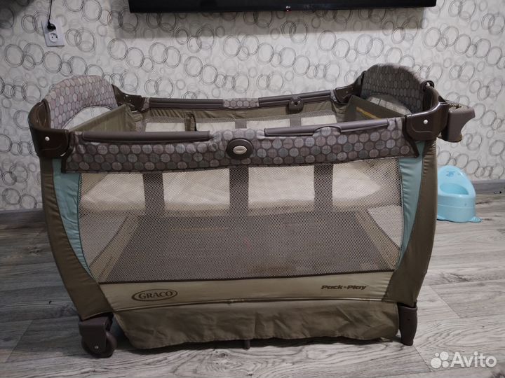 Детская кровать манеж