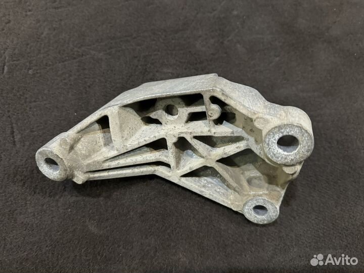 Кронштейн опоры АКПП Ford Mondeo 4 EcoBoost 2.0