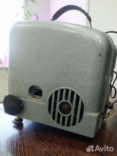 Кинопроектор луч 2