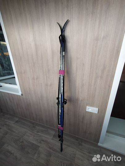 Лыжи и лыжные палки