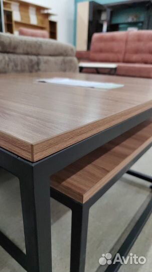 Стол журнальный новый
