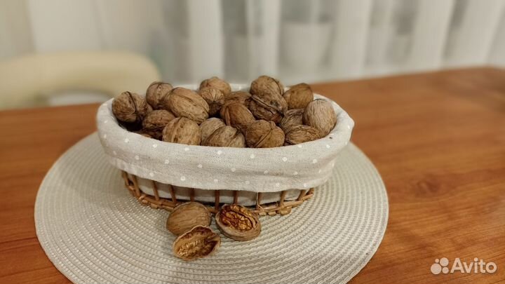 Грецкий орех свежий
