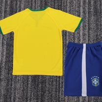 Ретро детская форма Бразилия 2014, Москва