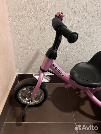 Коляска велосипед с ручкой
