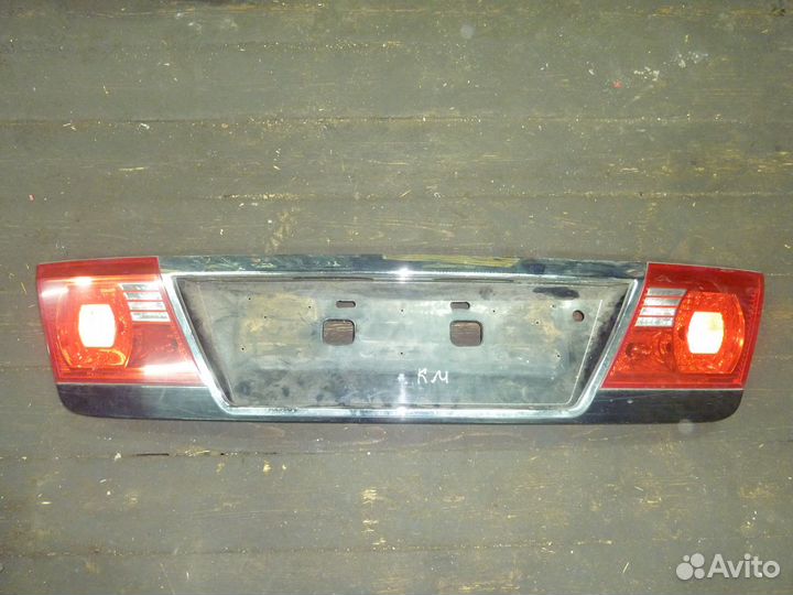 Kia Magentis EF Накладка крышки фонарь внутренний