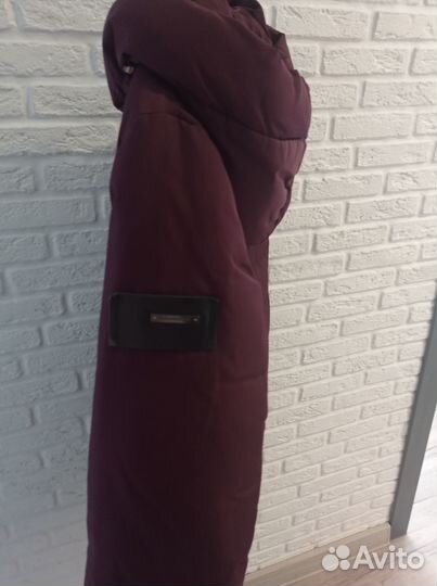 Продам женский зимний пуховик