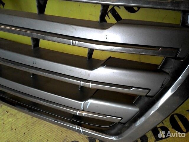 Решетка радиатора Toyota Land Cruiser 200