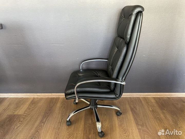 Офисное кресло. Доставка до двери