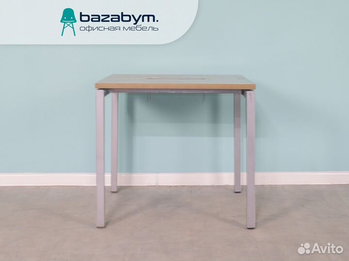 Стол офисный переговорный 75х80х80 см