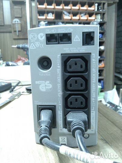 Источник бесперебойного питания APC Back-UPS CS 65