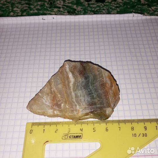 Минералы шайтанский переливт, розовый кварц, опал