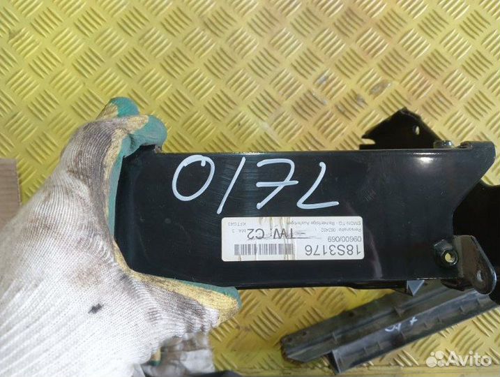 Держатель Man Tgs