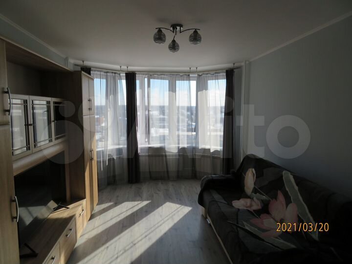 2-к. квартира, 67 м², 13/17 эт.