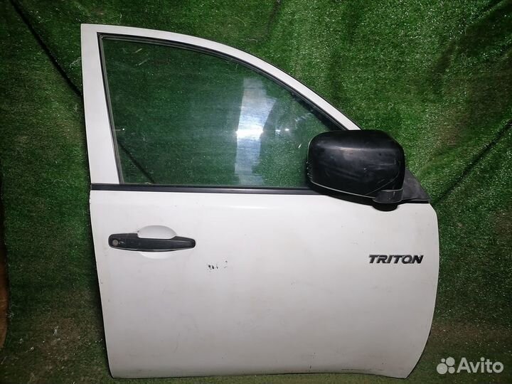 Дверь передняя передняя правая Mitsubishi L200 KB9