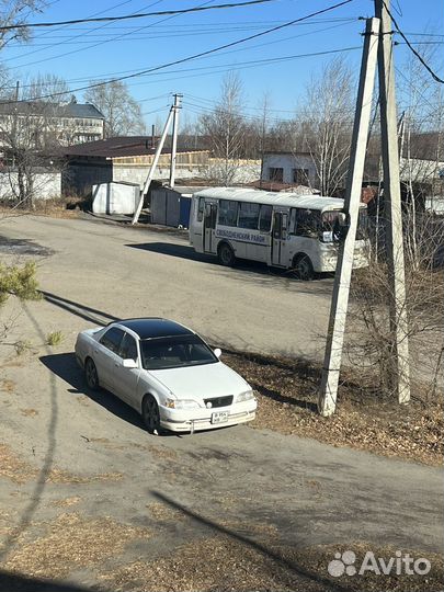Toyota cresta 100