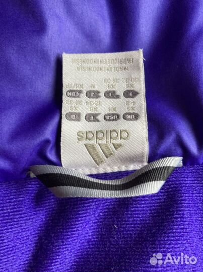 Куртка adidas оригинал S размер
