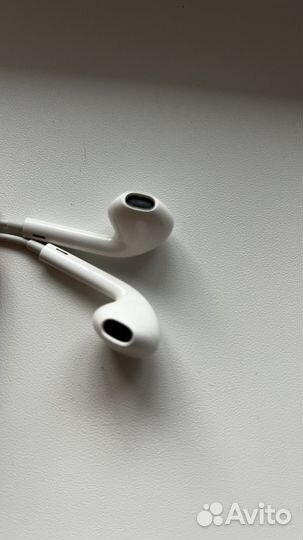 Наушники Apple EarPods проводные