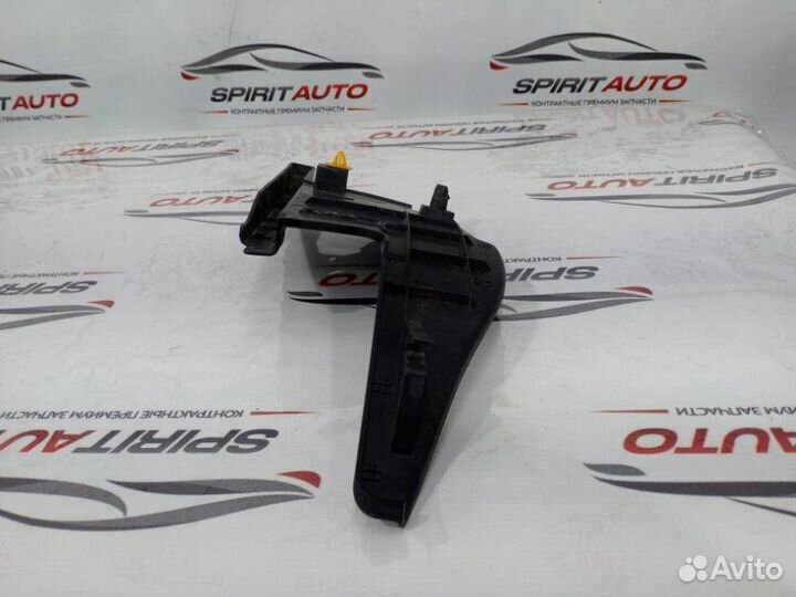 Накладка крыла передняя левая Kia Sedona 3 G6DH