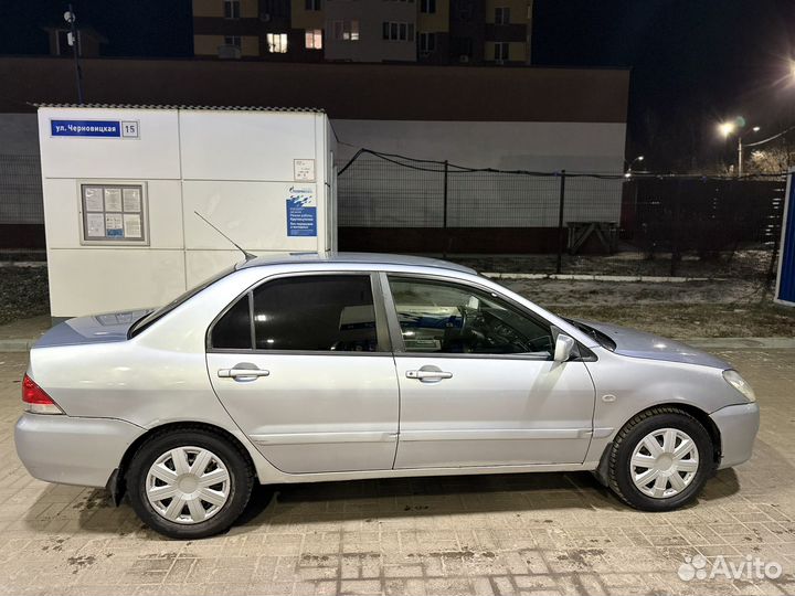 Mitsubishi Lancer 1.6 МТ, 2005, 200 000 км