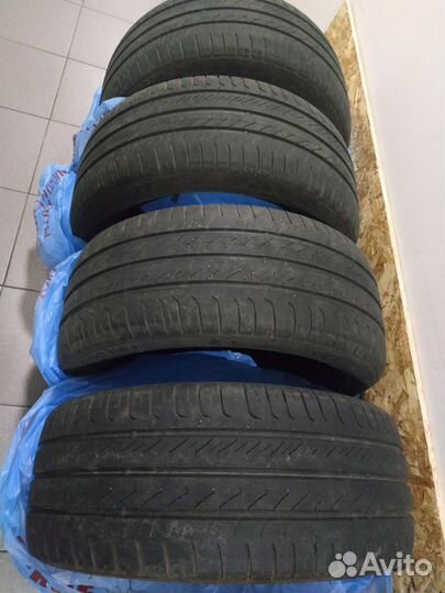 GT Radial Champiro FE1 225/50 R17 98V