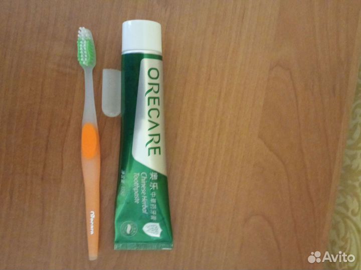 Зубная паста.+зубная щетка