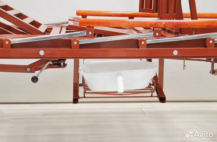 Кровать механическая с туалетом