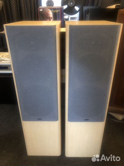 Celestion F38